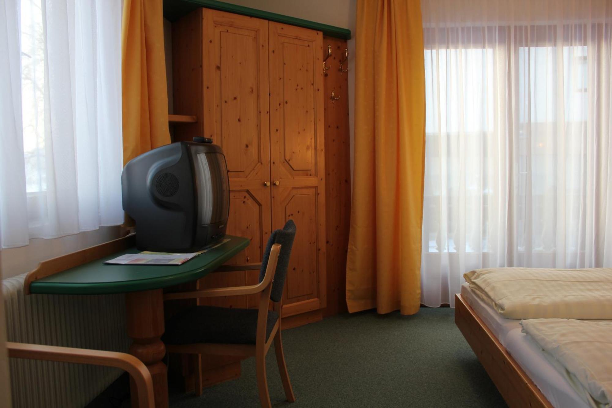 Hotel Lohninger-Schober St Georgen im Attergau Ruang foto